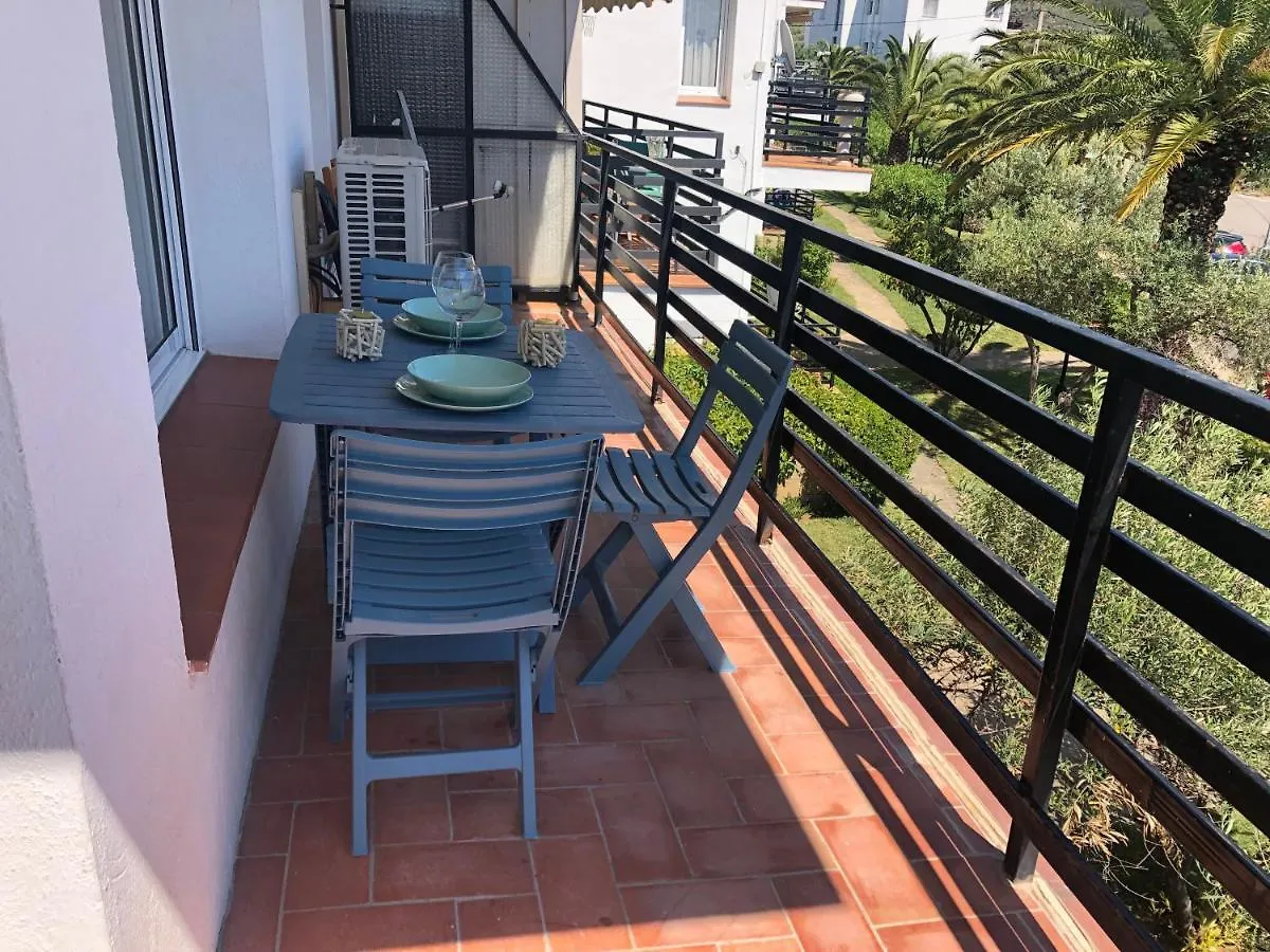 Amsterdam 29 - Precioso Apartamento Para 6 Personas روساس 0*,  إسبانيا
